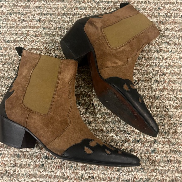 MENS SIZE 8  Brown and Black Western Style Ankle Boots main image 8